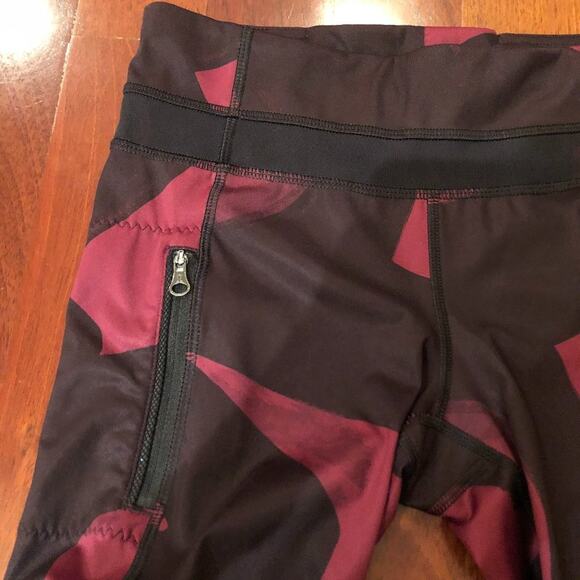 Lululemon Inspire Swirl Leggings - Picture 4 of 8